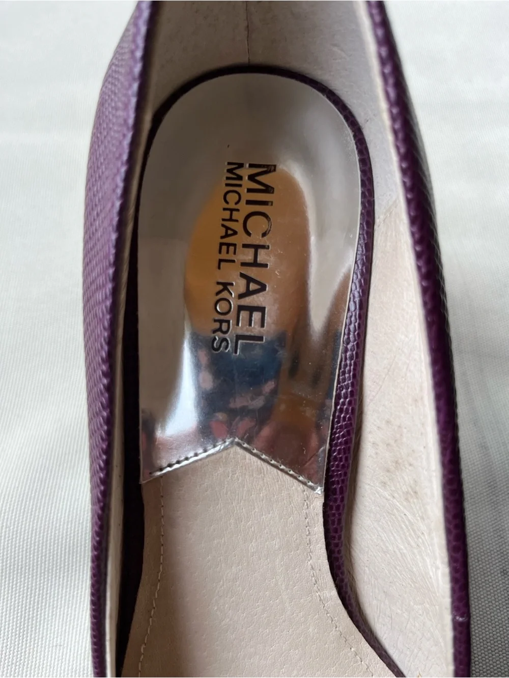 Michael Kors Textured Pointed-Toe Pumps in Plum